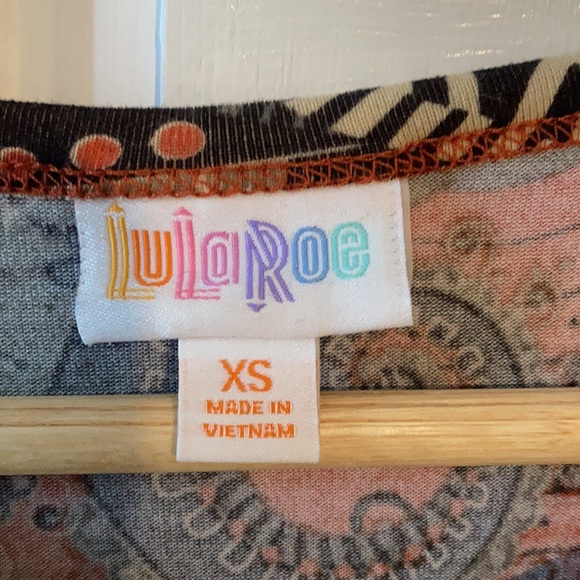 LulaRoe XS JULIA - Picture 2 of 3